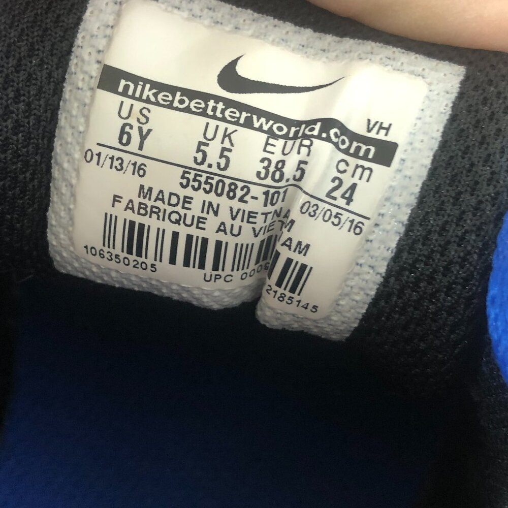 NIKE REVOLUTION 2  Blue BLACK ORANGE SWOOSH Size 6 Youth - Picture 13 of 14